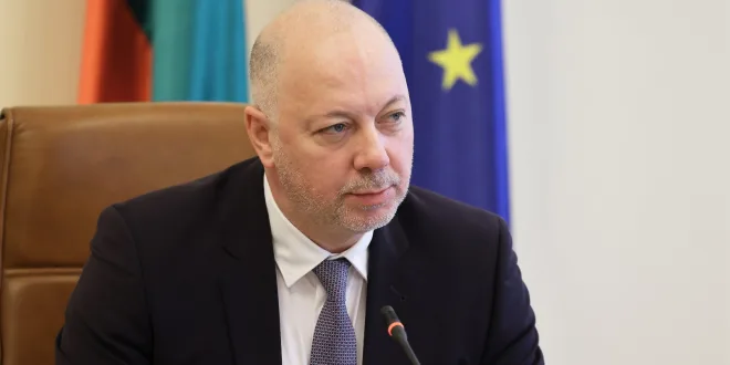 Премиерът към плевенчани: Контролирайте МРРБ за сроковете за справяне с безводието в Плевен