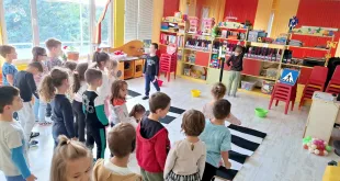 Изложба „Улицата има правила“ в ДГ „Зорница“ – Плевен (СНИМКИ)