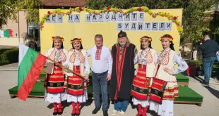 Тържествено отбелязане на Деня на народните будители в ИНУ „Христо Ботев“ – Плевен (СНИМКИ)