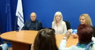 Ръководството на ДСБ представи в Плевен платформата pitai.bg