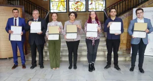 7 нови дипломи за академично развитие връчи ректорът на МУ-Плевен (СНИМКИ)
