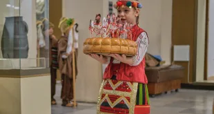 Скъпи гости коледари посетиха РИМ – Плевен (СНИМКИ)