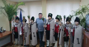 Коледна радост и детски усмивки в община Гулянци (СНИМКИ)