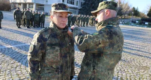 Военнослужещи от 5-то бригадно командване получиха първи сержантски пагони (СНИМКИ)