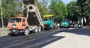 Днес и утре: Полагат новия асфалт по ул. „Вардар“, започва ремонт и на кръстовището на булевардите „Хр. Ботев“ и „Георги Кочев“