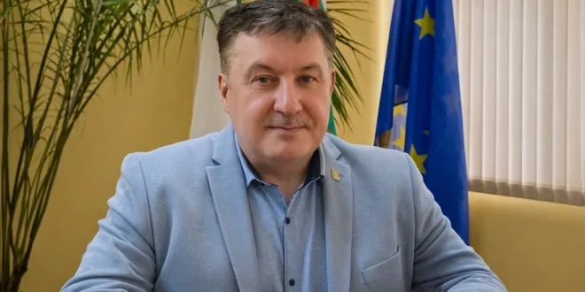 Кметът на Гулянци: Днес отдаваме почит на смелостта, честта и родолюбието