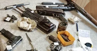 ГДБОП арестува мъж и жена в Плевен за държане и преработка на огнестрелно оръжие (СНИМКИ)
