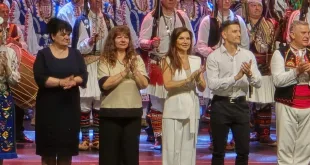 ТС ,,Незaбравки” представи гр. Левски в грандиозния спектакъл ,,ОБИЧАИТЕ НА БЪЛГАРИЯ” в Зала 1 на НДК
