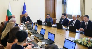 Правителството няма да замразява минималната заплата