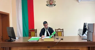 За един ден: Ученик стана „председател“ на Районен съд – Плевен (СНИМКИ)